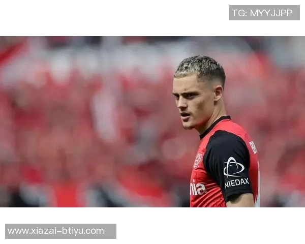 法尔克透露拜仁欲续约凯恩并关注巴甲前锋维托尔的转会可能性